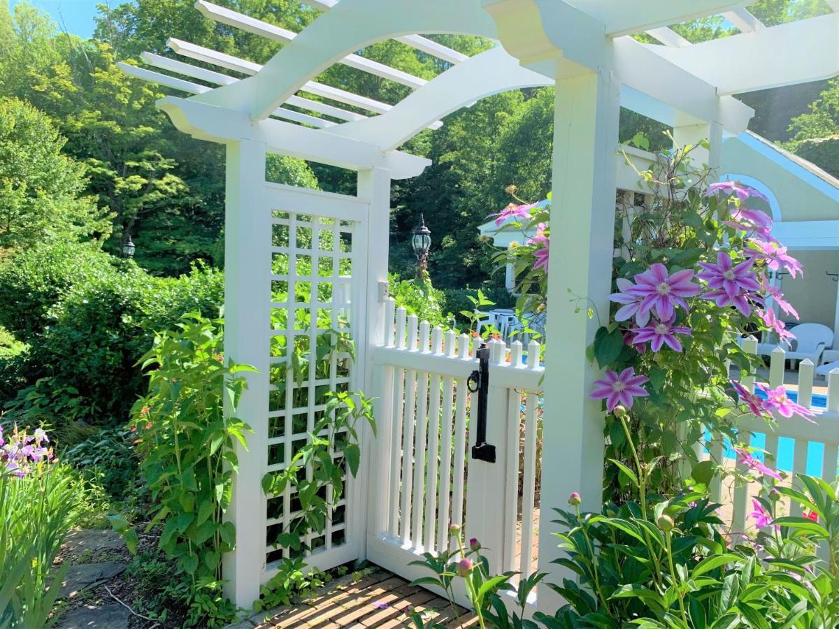 Howarth House Bed And Breakfast Fitchburg Exteriér fotografie
